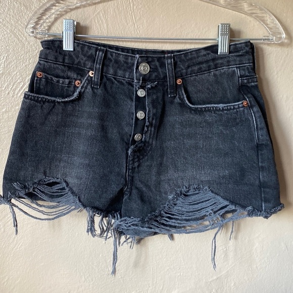 BDG Pants - BDG Summer Cut-Off Shorts Size 28